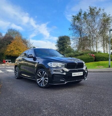 
BMW X6 Xdrive 30d M sport full									