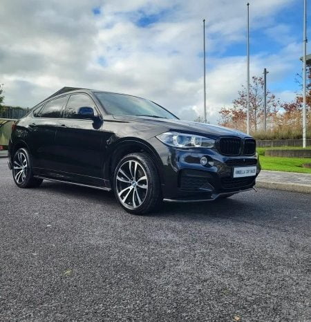 
BMW X6 Xdrive 30d M sport full									