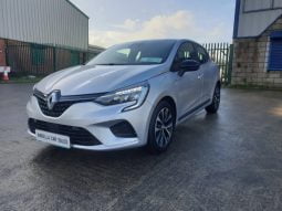Renault Clio TCe 90 EQUILIBRE AUTOMATIC