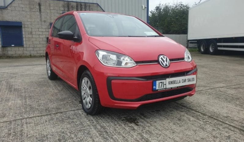 
Volkswagen Up 1.0 full									